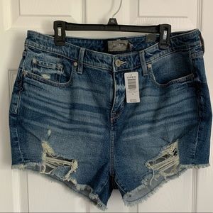 Torrid MID-RISE SHORTIE SHORT - CLASSIC DENIM MEDIUM WASH